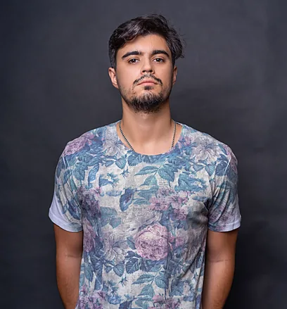 Model in a printed t-shirt